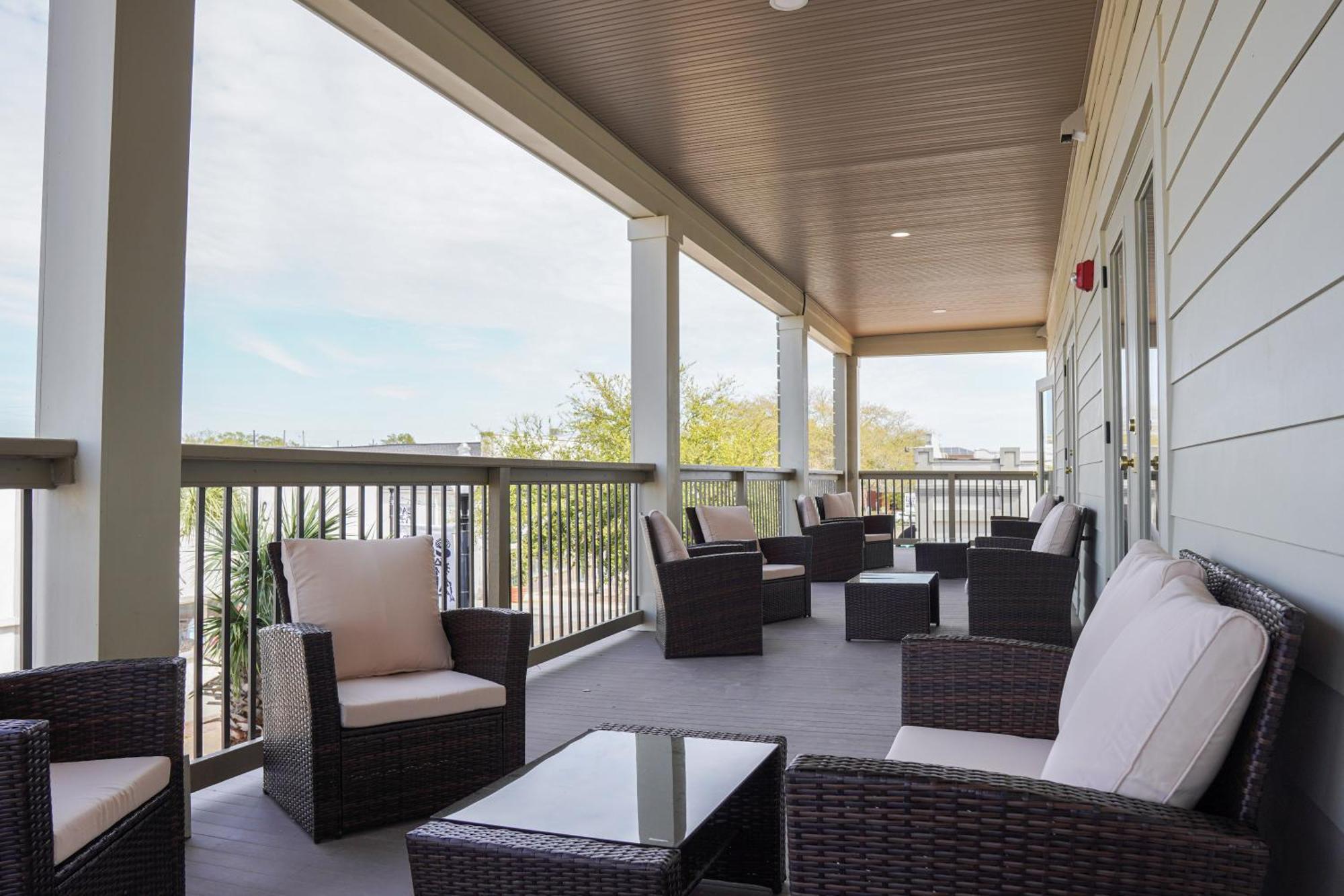 Hotel Whiskey In Pascagoula Exterior photo